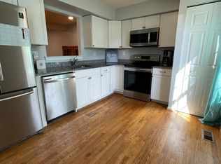 6045 N Hil Mar Cir, District Heights, MD 20747