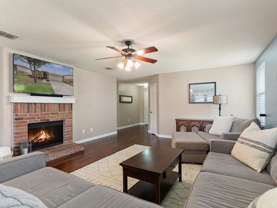 1st image of 1308 Annalea Dr