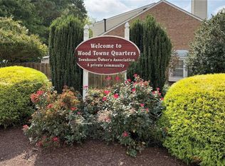 106 Briarwood Pl, Yorktown, VA 23692