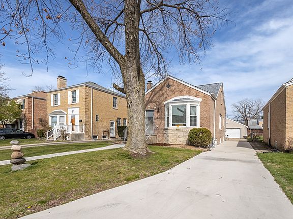 2nd image of 5131 N Mulligan Ave