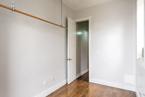 Rented by Nooklyn NYC LLC | media 25