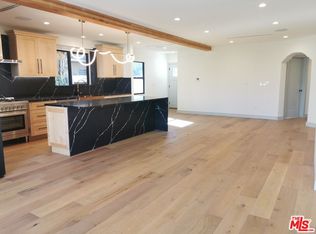 1920 S Bedford St, Los Angeles, CA 90034