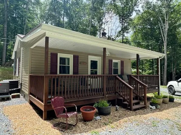 17584 Burnt Cabin Trl, Chilhowie, VA 24319