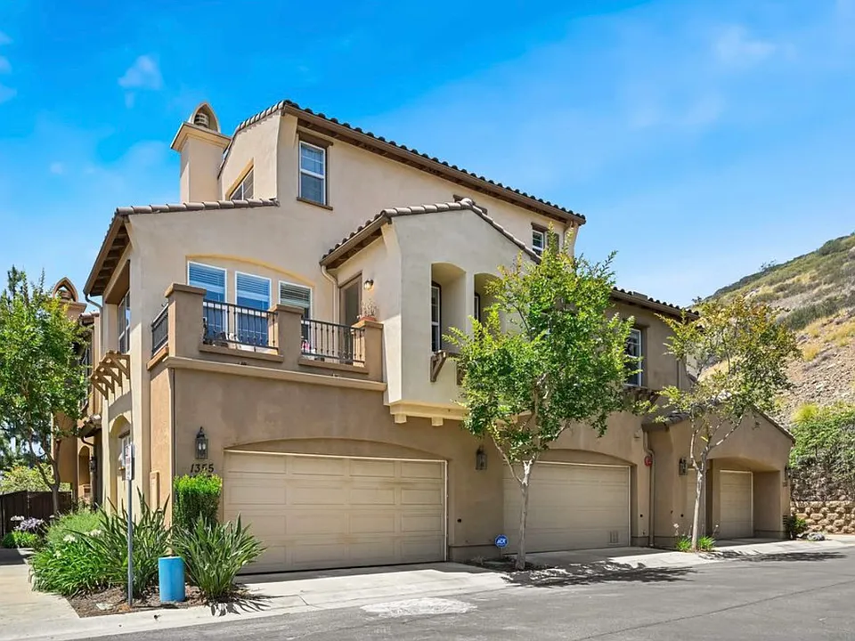 1355 Sky Ridge Ct