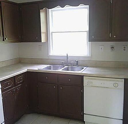2nd image of 4706 Jay Bird Ln