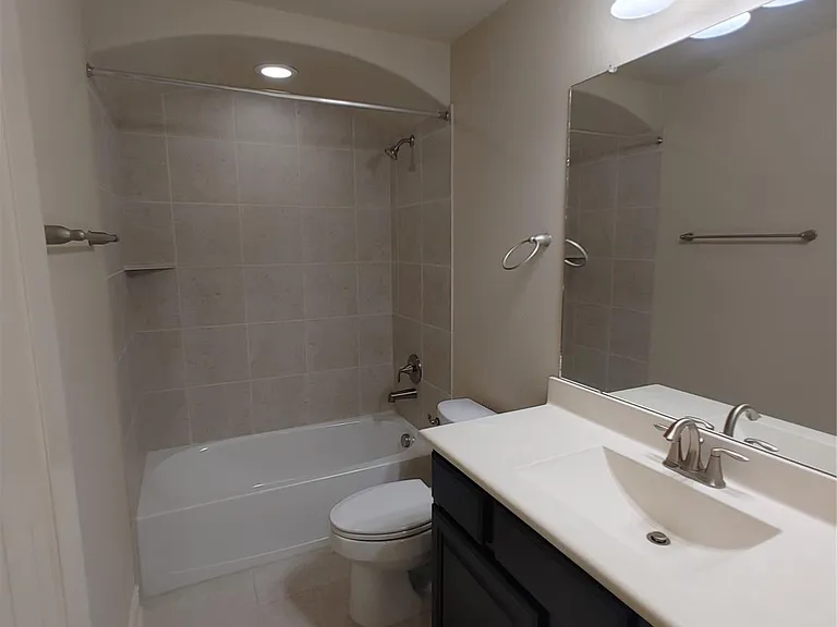 9014 Meacom Dr — Photo 30
