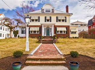 399 Harris Ave, Woonsocket, RI 02895