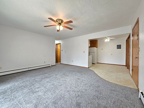 4th image of 550 18th St SW #6