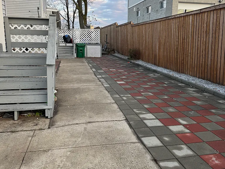 28 Linden St #2 — Photo 6