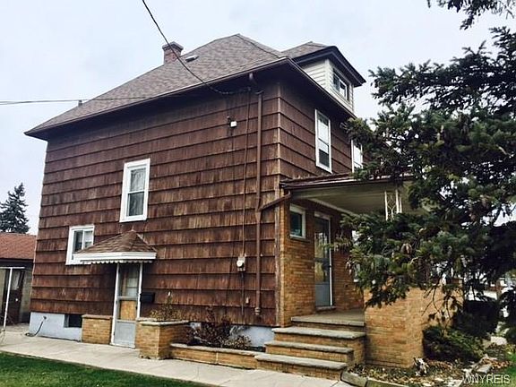 2nd image of 1504 Hyde Park Blvd