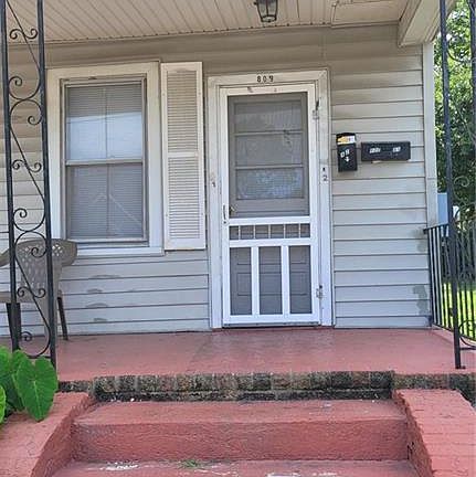 2nd image of 809 Whitehead Ave