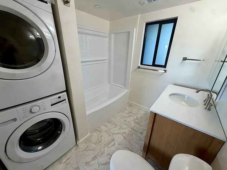 750 Gough Ave #750 — Photo 8