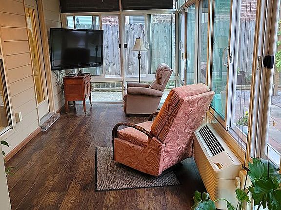 Sun room 