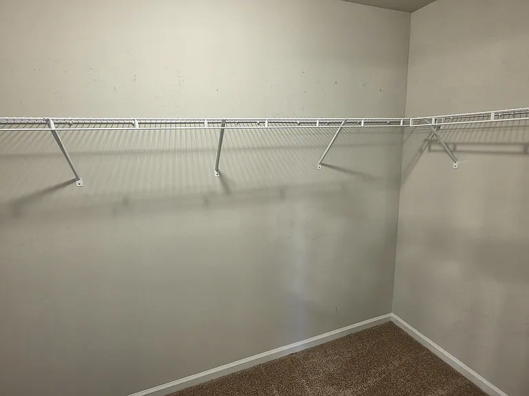 147 Niblick Dr — Photo 18