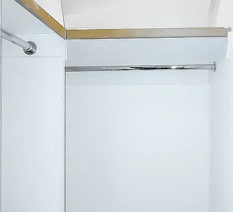 5th image of 241 E 46th St APT 2A