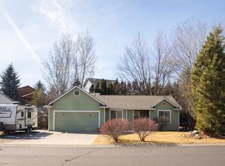 863 Shoshone St, Moscow, ID 83843