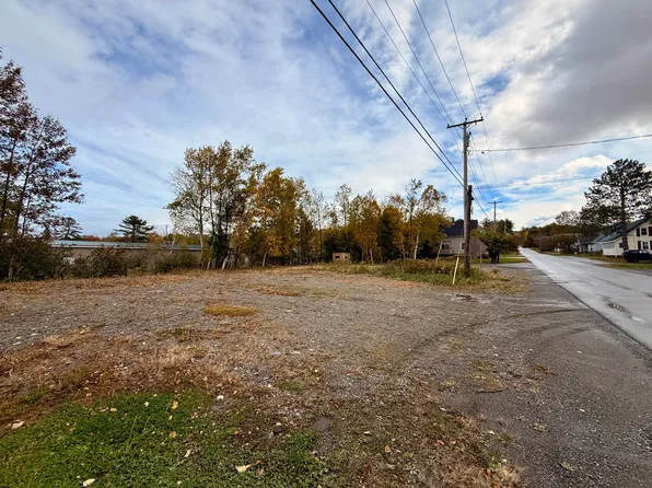 8 Washington Street, Greenville, ME 04441