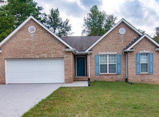7213 Emerald Heath Rd, Powell, TN 37849