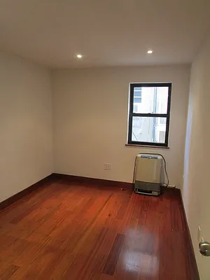 Rented by Westminster Management | media 28