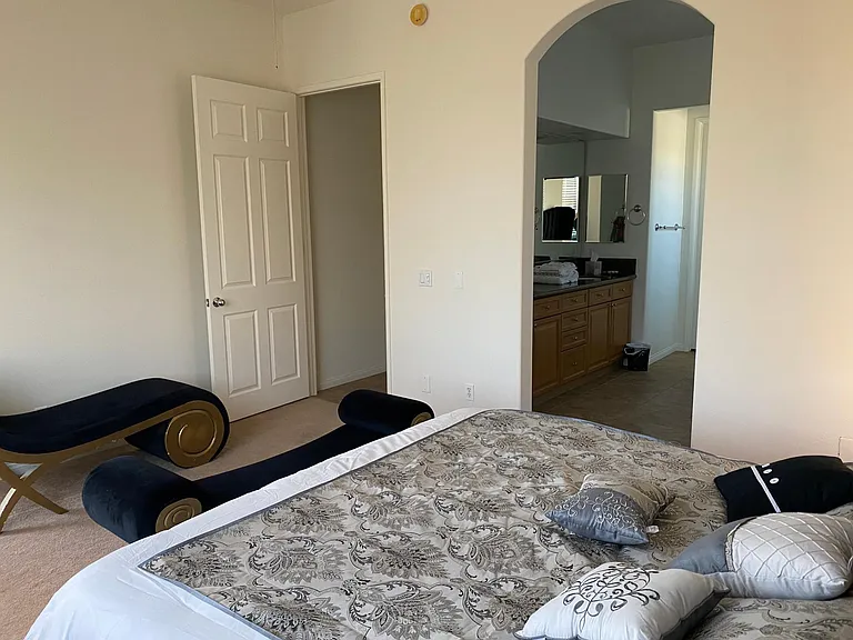 10512 Aurora Pl — Photo 6