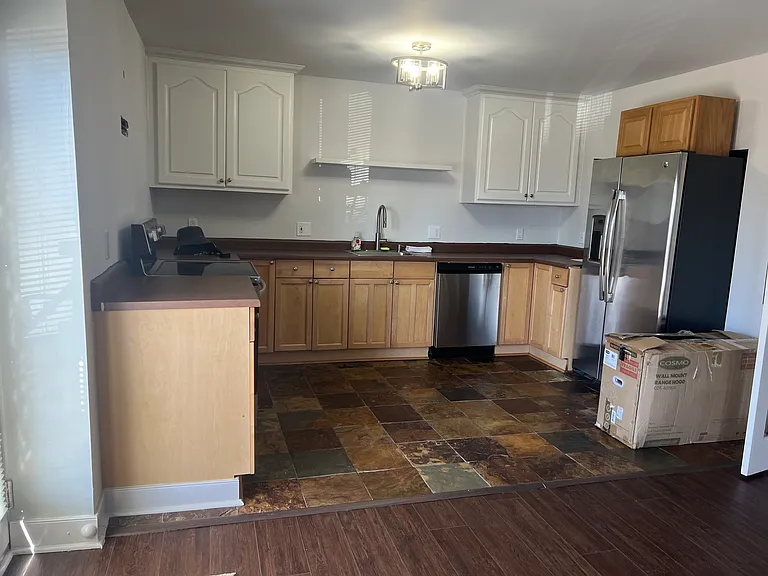 250 Phillips Trl — Photo 3