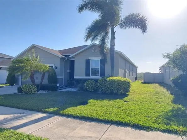 259 Lake Lucerne Way, Winter Haven, FL 33881