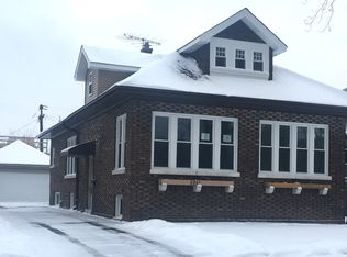 2261 Vernon St, Blue Island, IL 60406