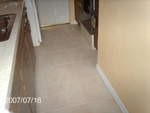 ceramic floors thruout