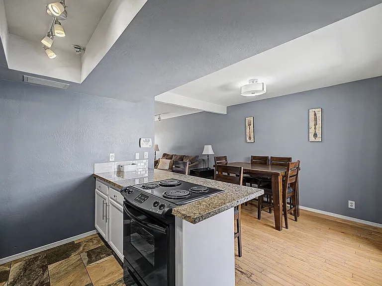 2122 E Margarita Dr — Photo 6