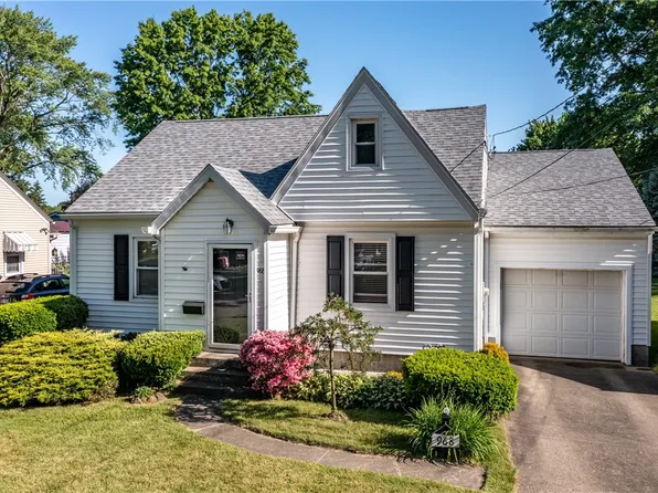 968 Woodland Rd, Sharpsville, PA 16150