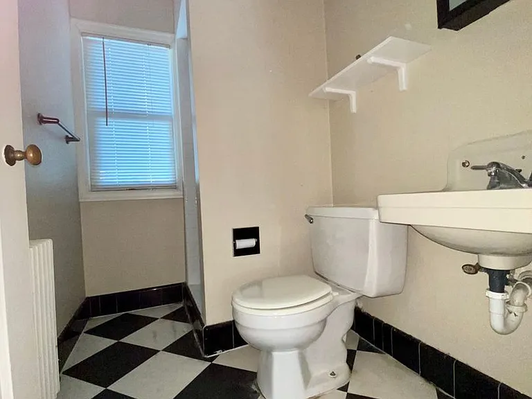 105 NE 61st Ave #1-21 — Photo 38