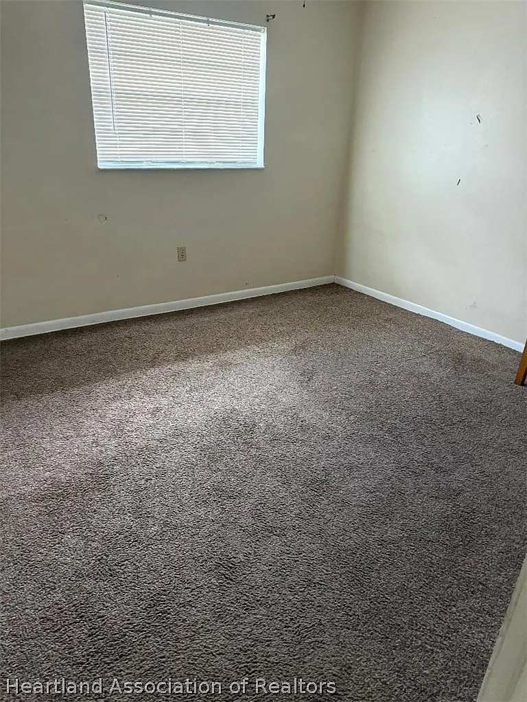 2 bed, 1.0 bath, 800 sqft, $1,000 — Photo 4