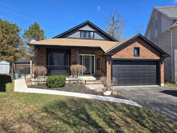 2111 Lynn Heights Dr, Pickering, ON L1X 2S1