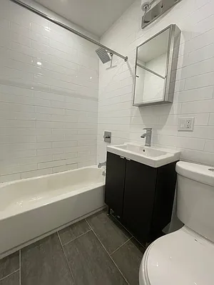 Rented by Bohemia Realty Group | media 18