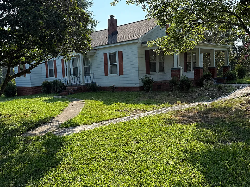 1708 Highway 218 W