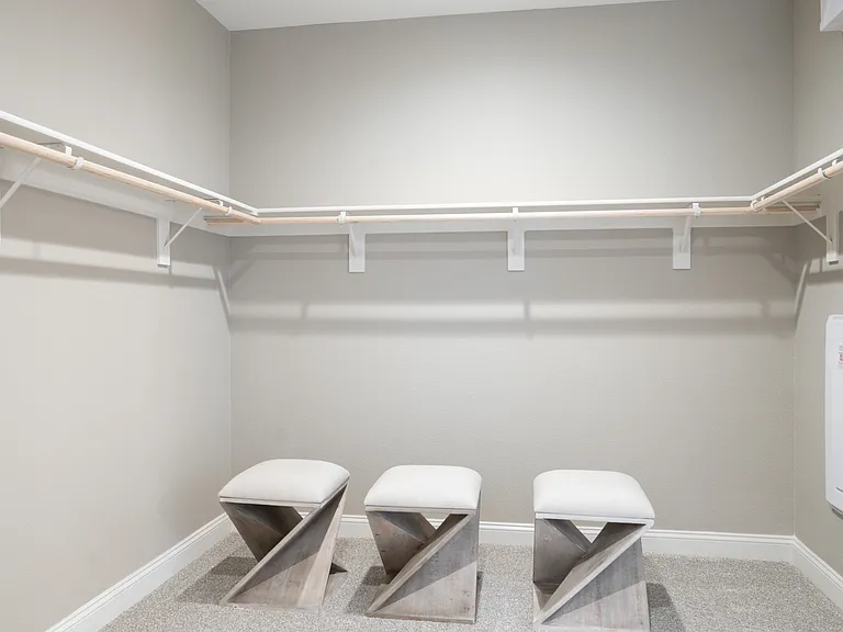 Ashlar Dr — Photo 8