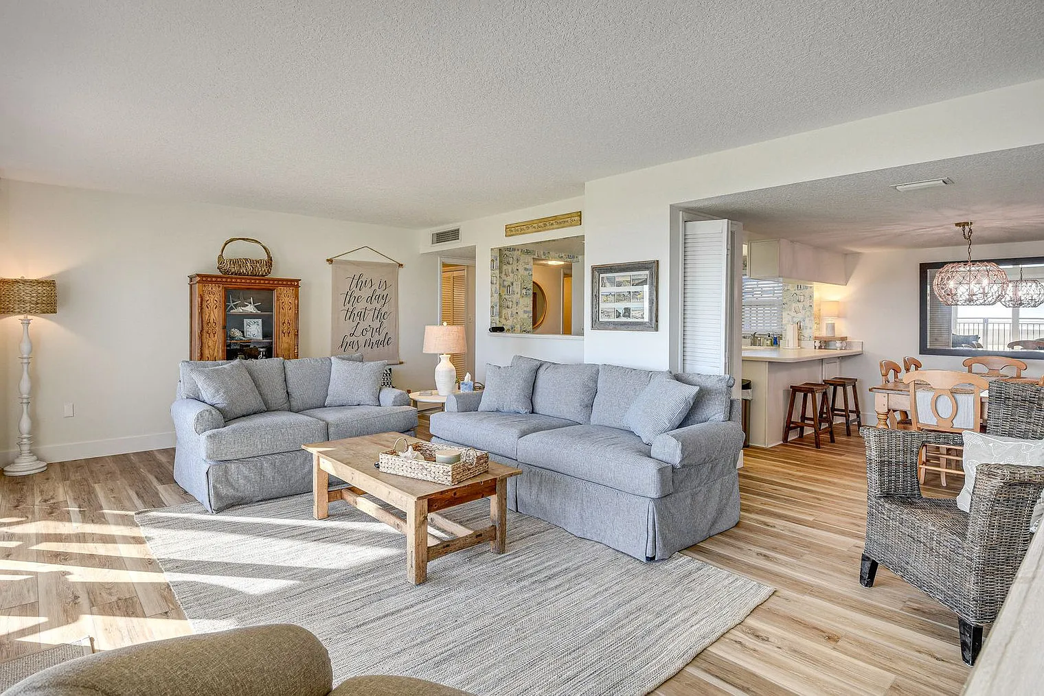 2 bed, 2.0 bath, 1259 sqft, $4,435 — Photo 1