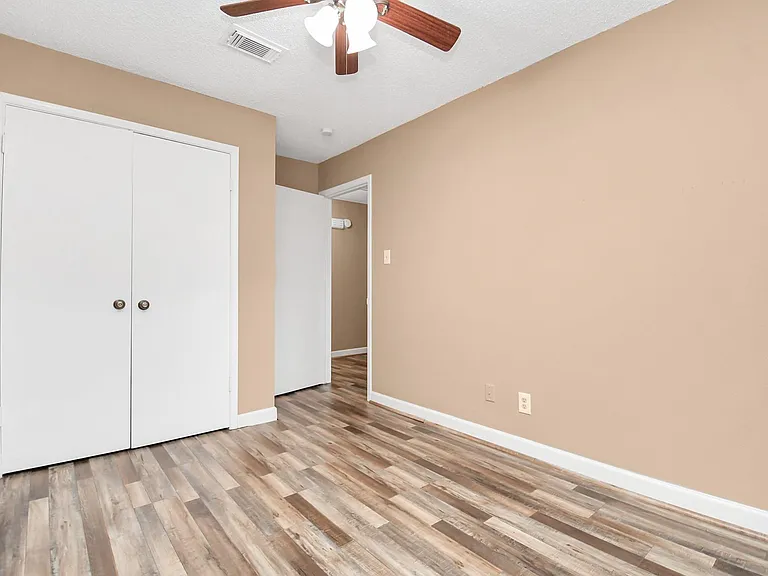 12400 Brookglade Cir #47 — Photo 20