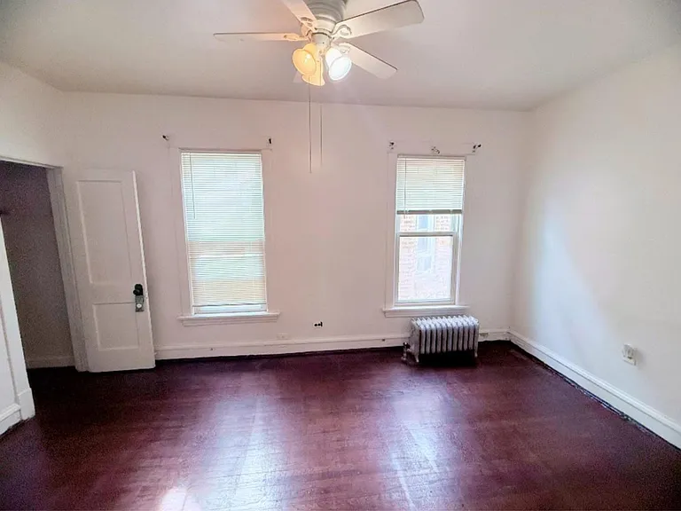 2 Apartment — Photo 9