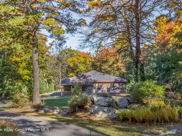 296 Circle Road, Cragsmoor, NY 12420