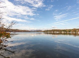 294 Mohawk Trl, Ohatchee, AL 36271