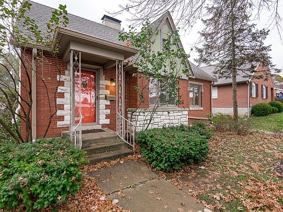 3rd image of 265 Cassidy Ave