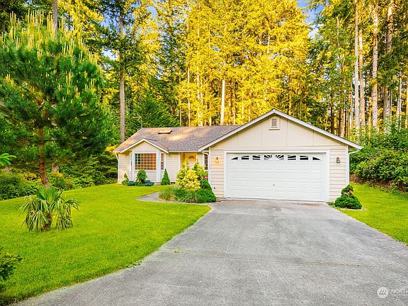 5th image of 10209 Lake Florence Place