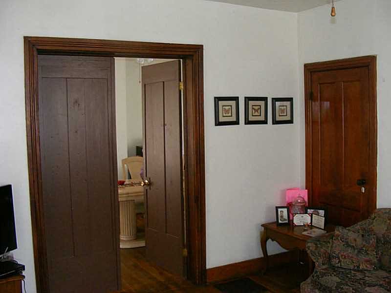 2nd image of 1231 S Main St
