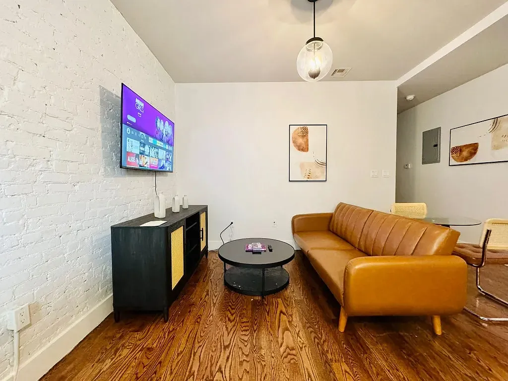 4 bed, 1.5 bath, 1200 sqft, $1,190 — Photo 4