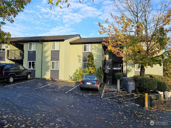 615 75th Street SE #d70, Everett, WA 98203