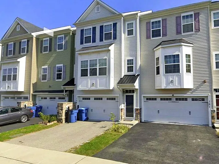 153 Mercer Ct — Photo 21
