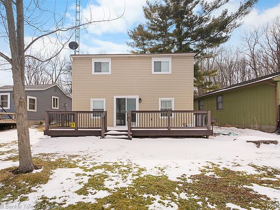 4th image of 2705 Melvin Rd