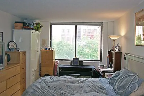 Rented by Bellmarc Realty | media 34