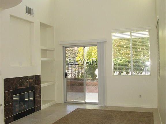 4th image of 1135 Scenic Crest Dr #0